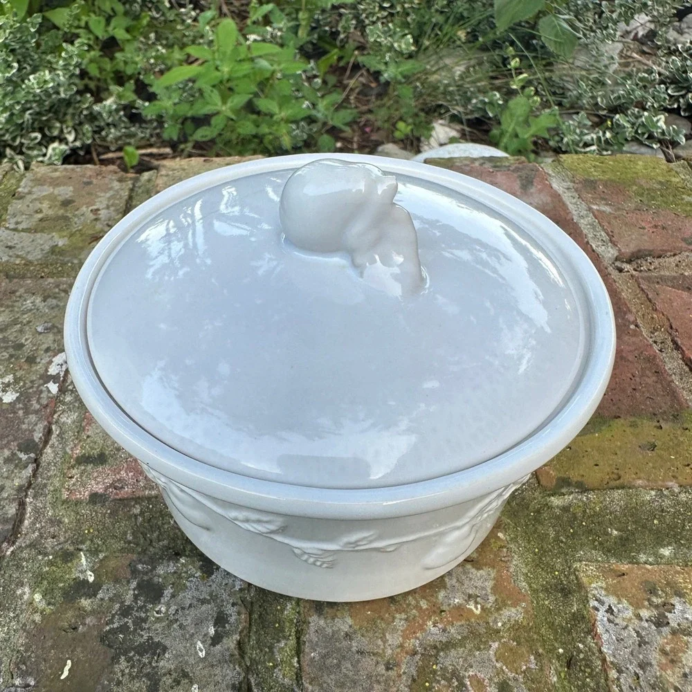 Lillian Vernon White Embossed Fruit Casserole Dish Pear Lid Cottagecore 5in